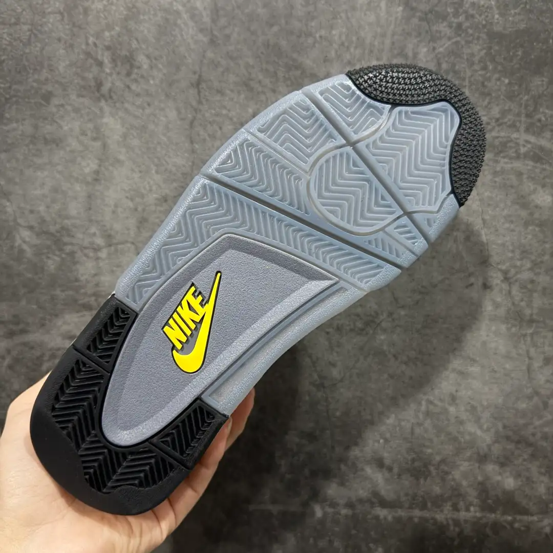 Air Jordan - Image 2