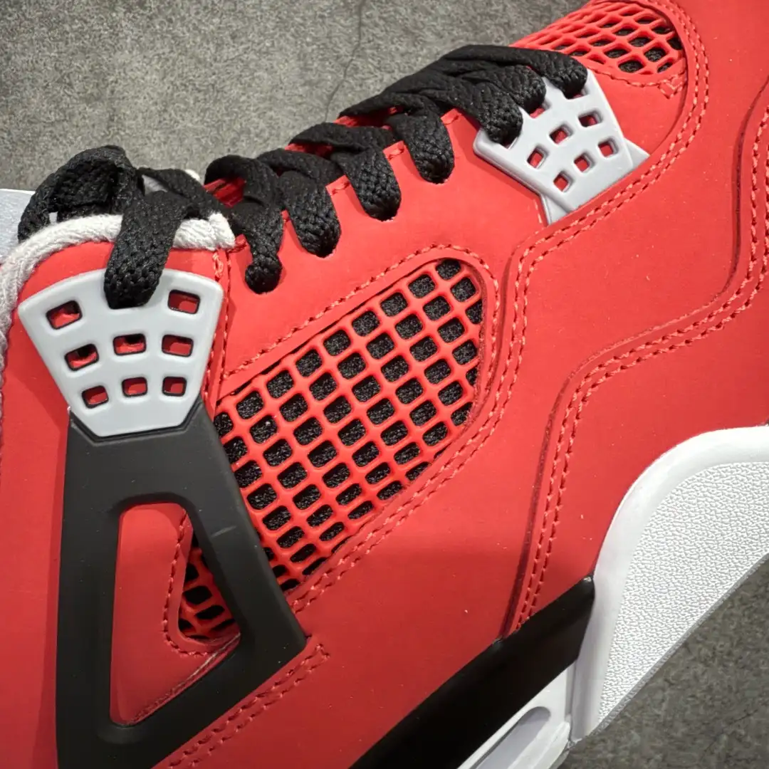 Air Jordan - Image 3