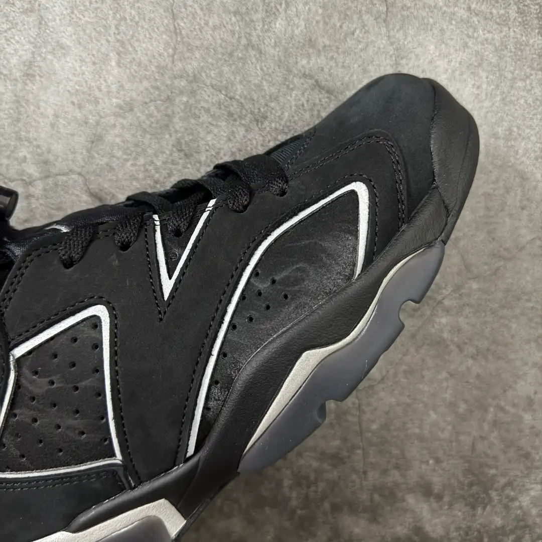 Air Jordan 6 - Image 5