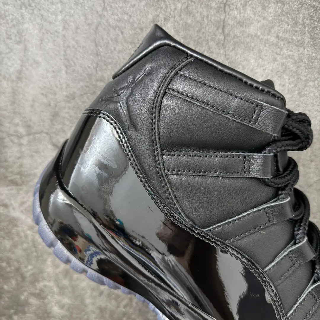 Air Jordan 11 - Image 5
