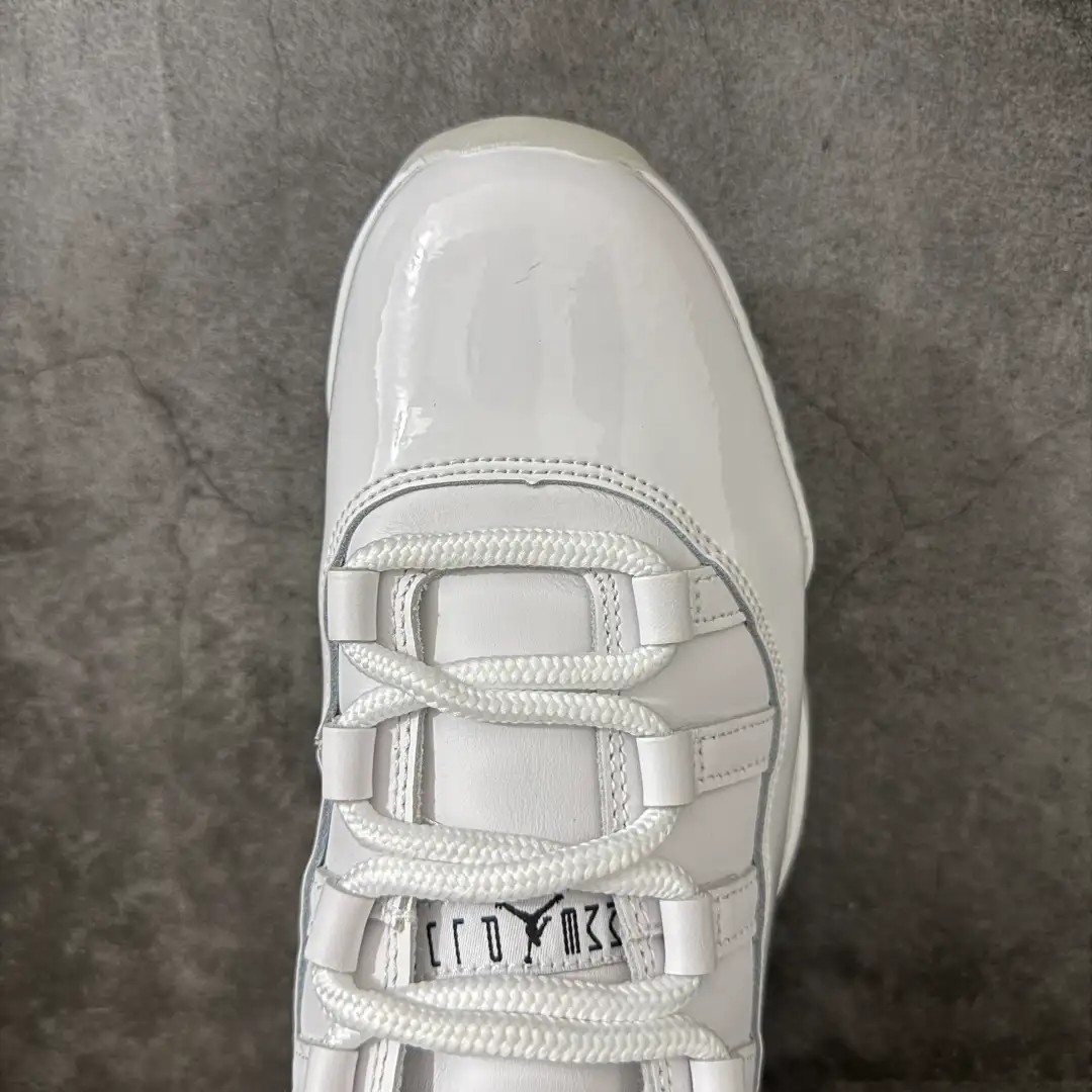 Air Jordan 11 - Image 8