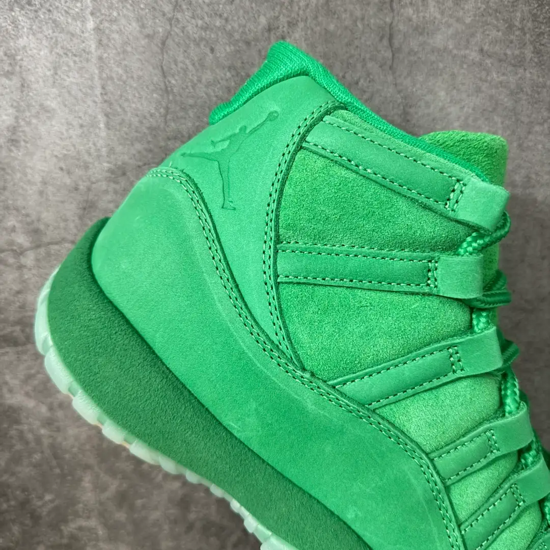 Air Jordan 11 - Image 8