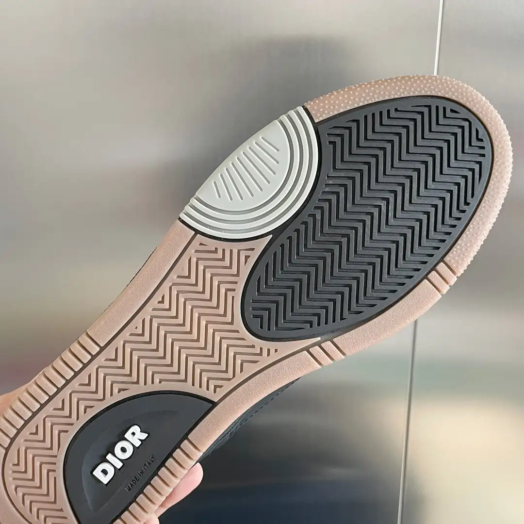 Dior B27 - Image 9