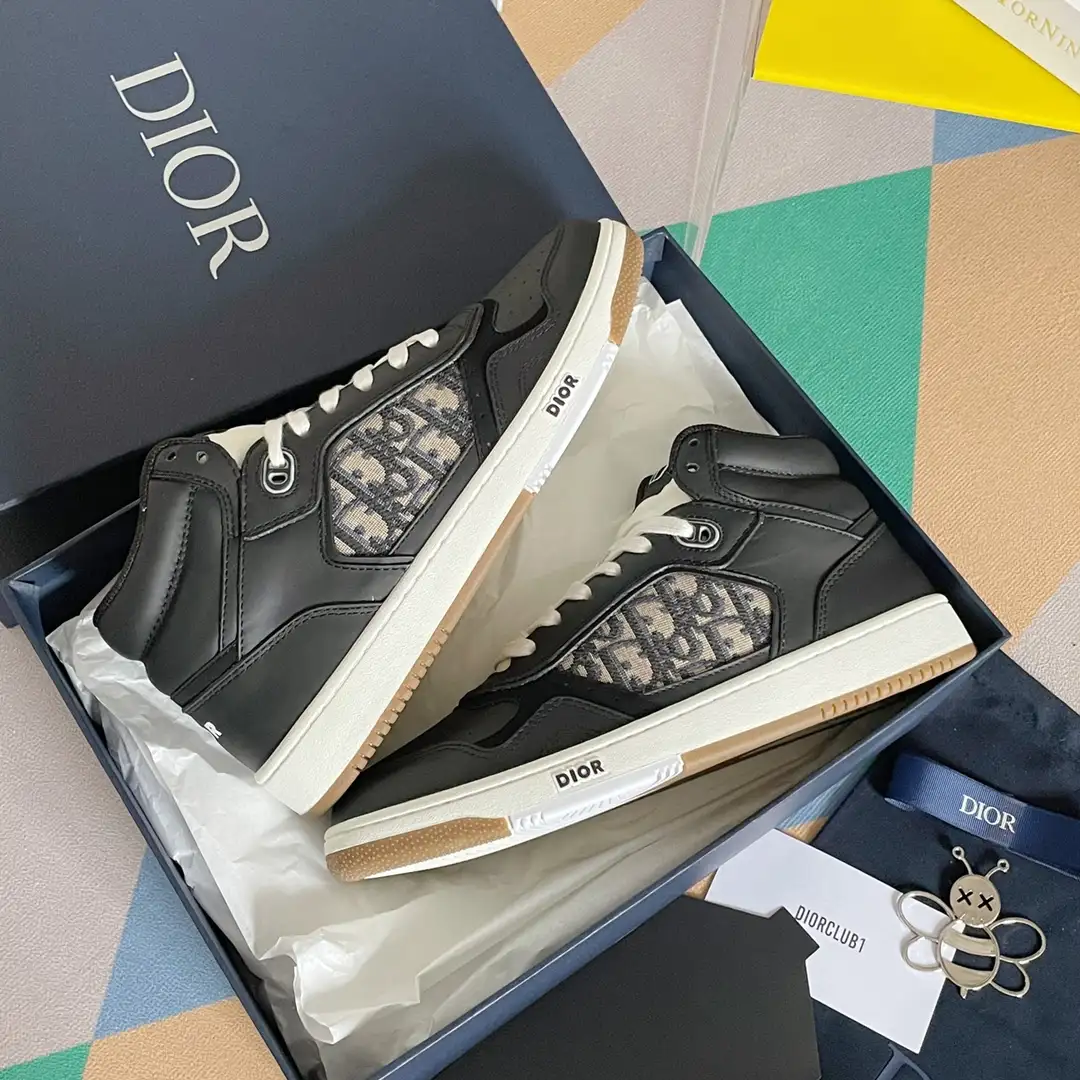 Dior B27 - Image 2