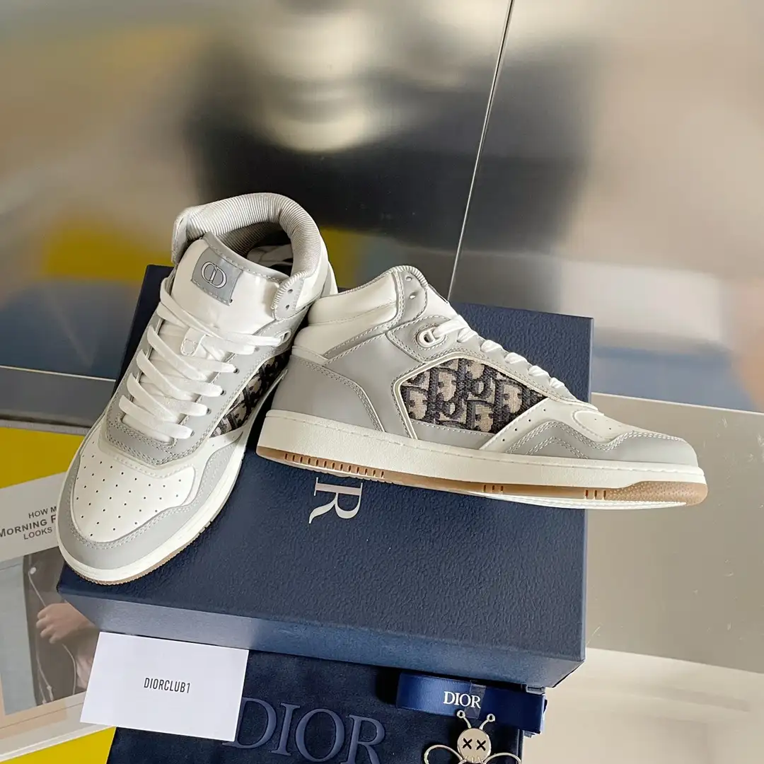 Dior B27 - Image 2