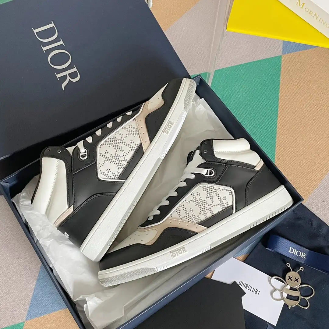 Dior B27 - Image 2