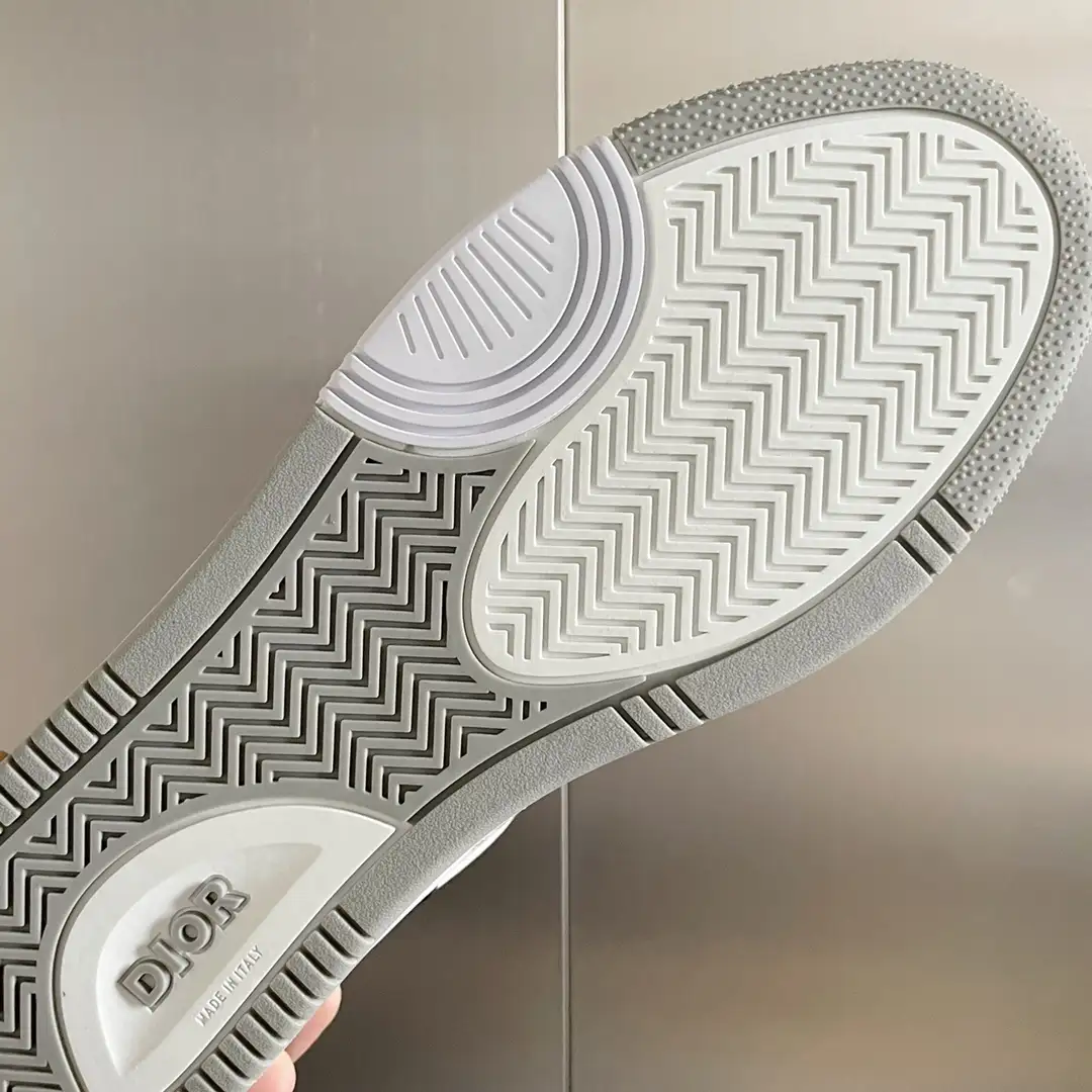 Dior B27 - Image 9