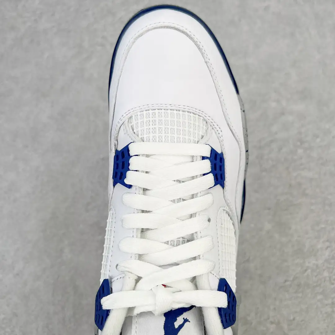 Air Jordan 4 - Image 2