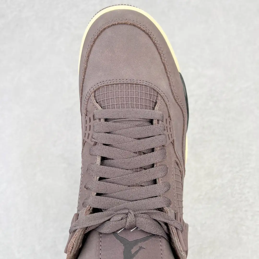 Air Jordan 4 - Image 4