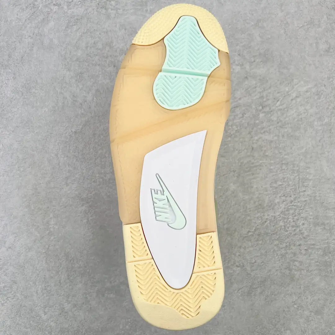 Air Jordan 4 - Image 7