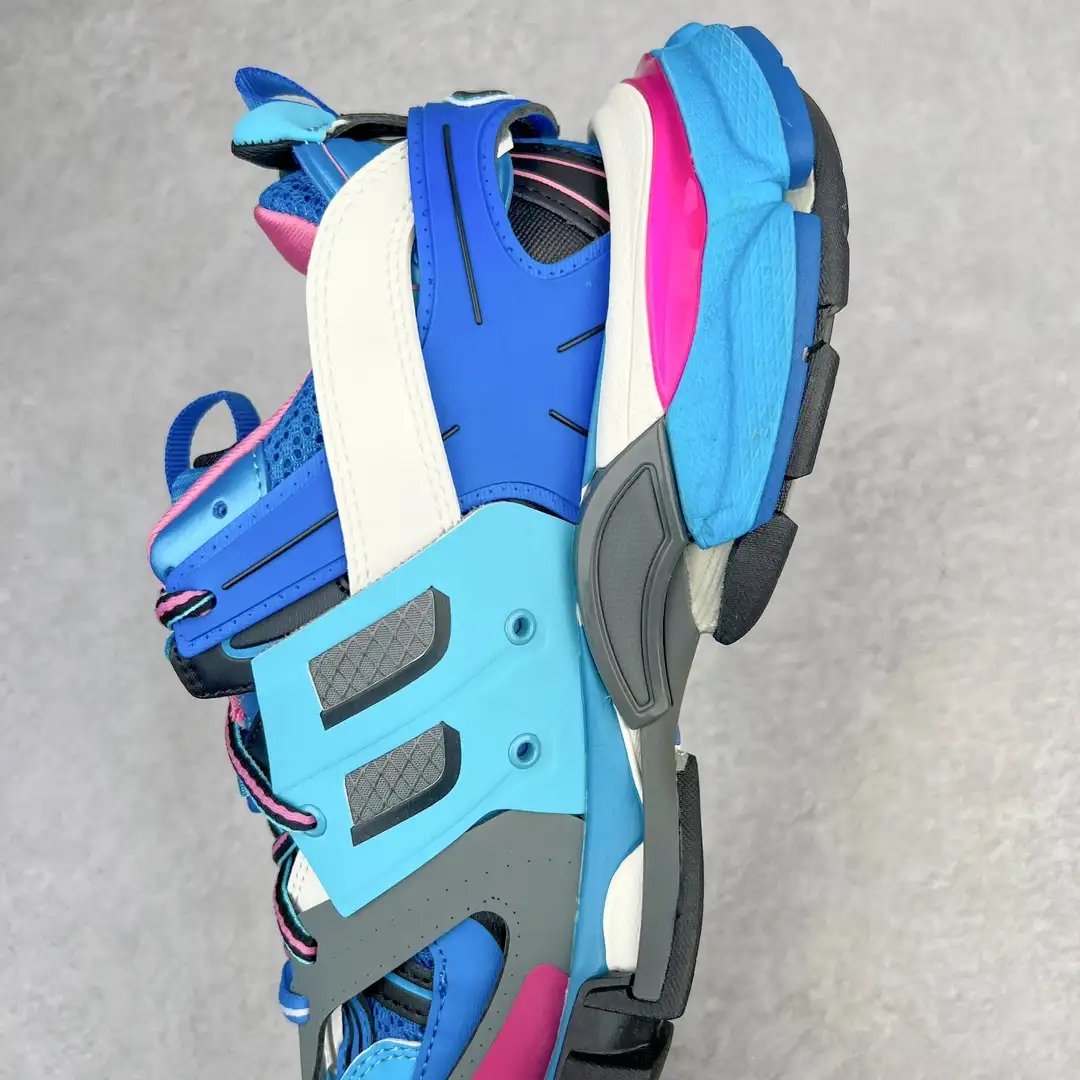 Balenciaga Track Sneakers - Image 4