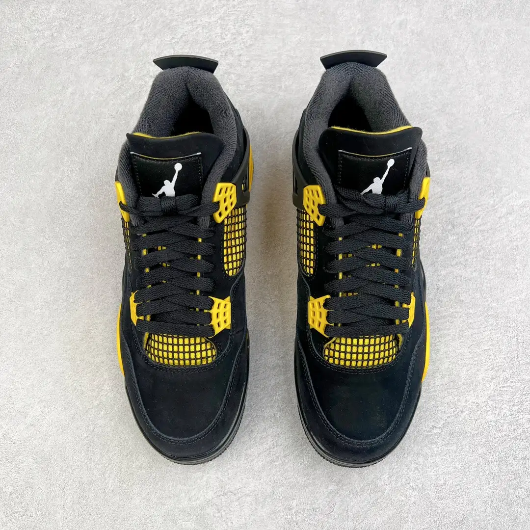 Air Jordan 4 - Image 5