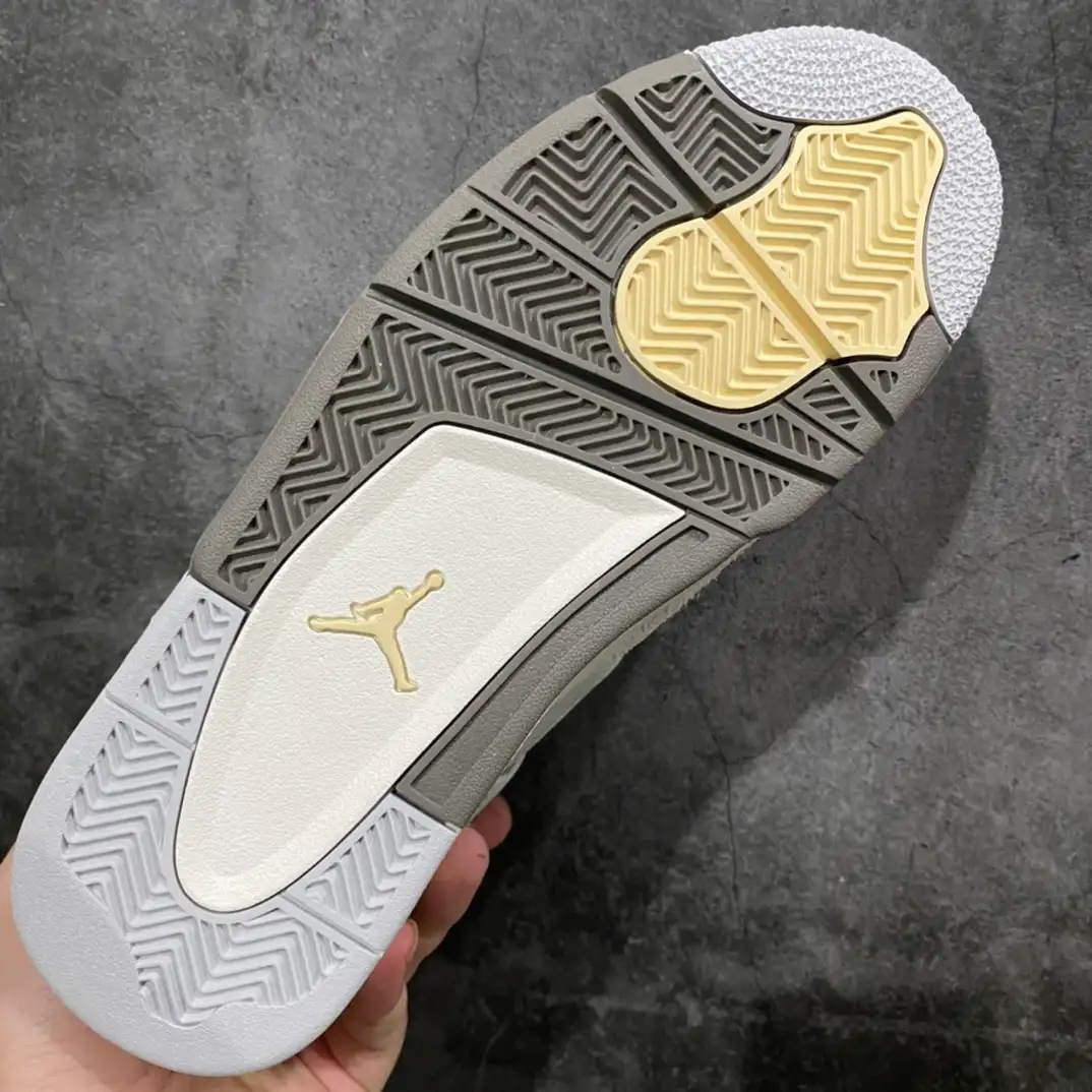 Air Jordan - Image 9