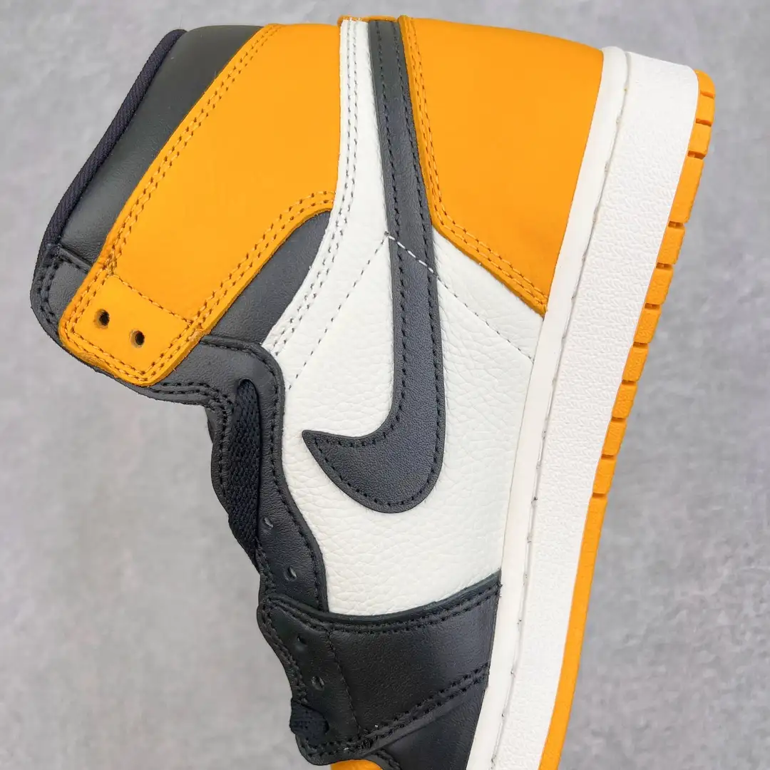 Air Jordan - Image 3