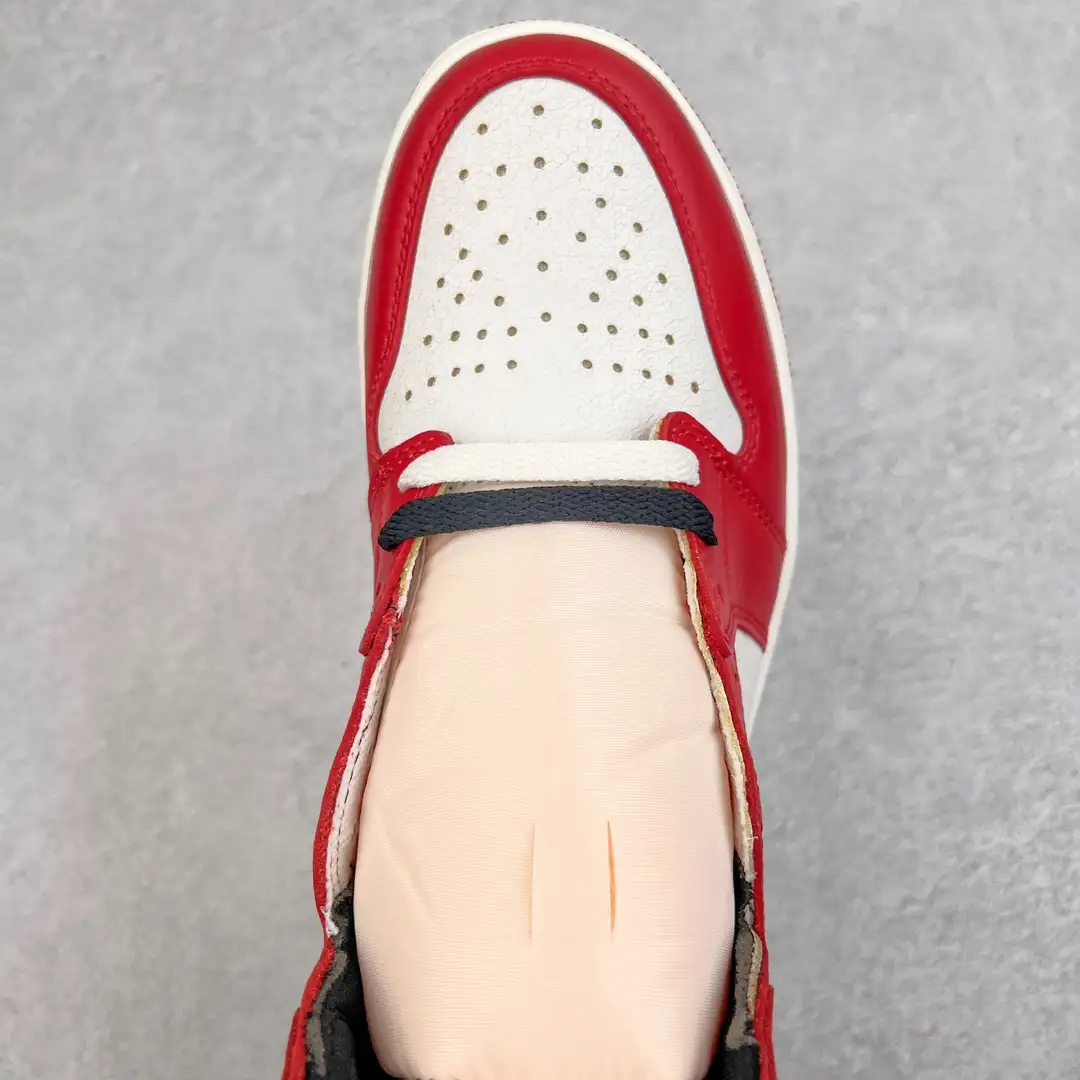 Air Jordan - Image 3