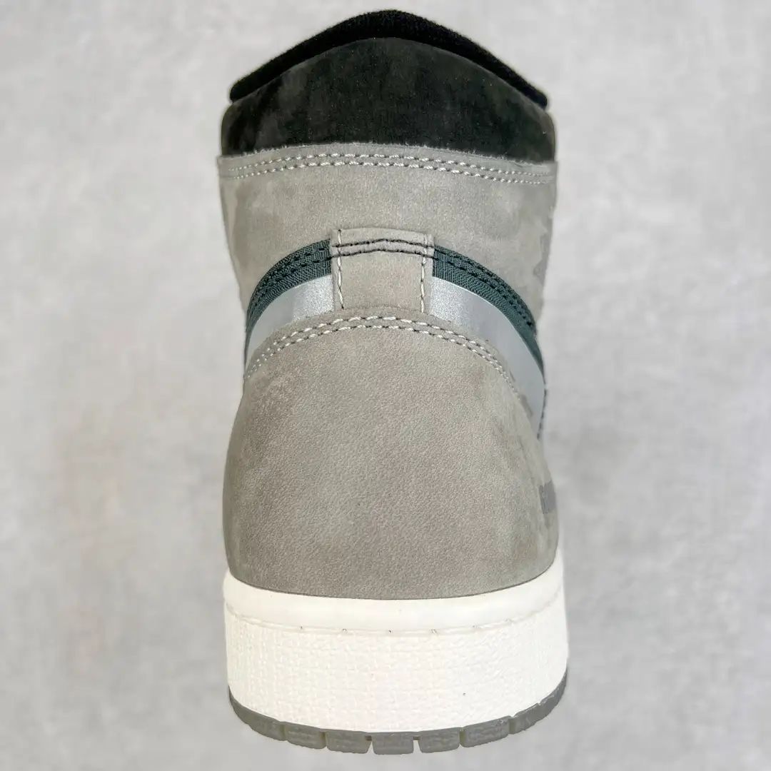 Air Jordan - Image 4