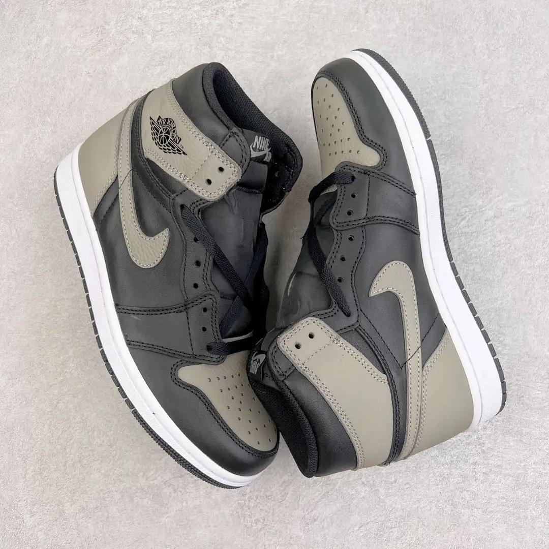 Air Jordan - Image 2