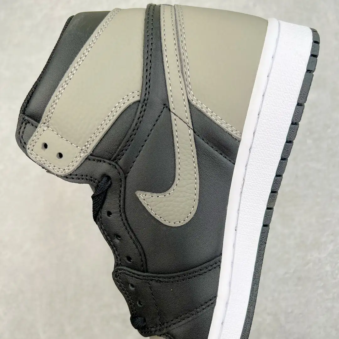 Air Jordan - Image 5
