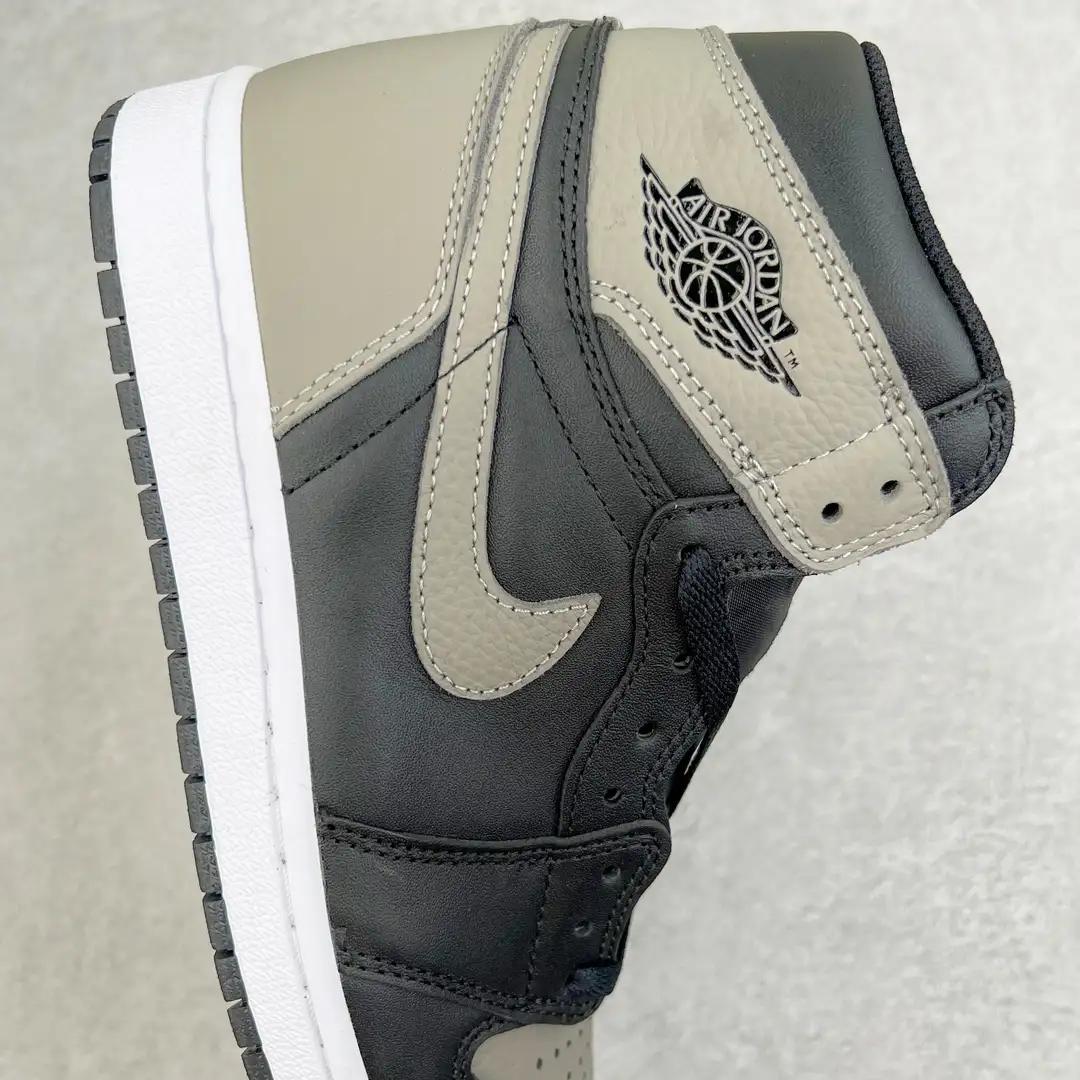 Air Jordan - Image 4