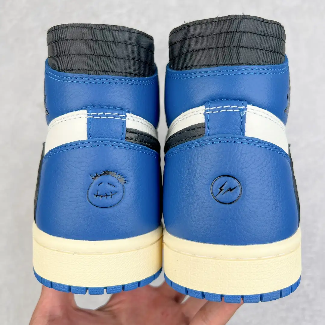 Air Jordan - Image 3