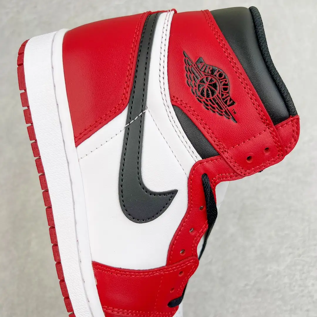 Air Jordan - Image 2