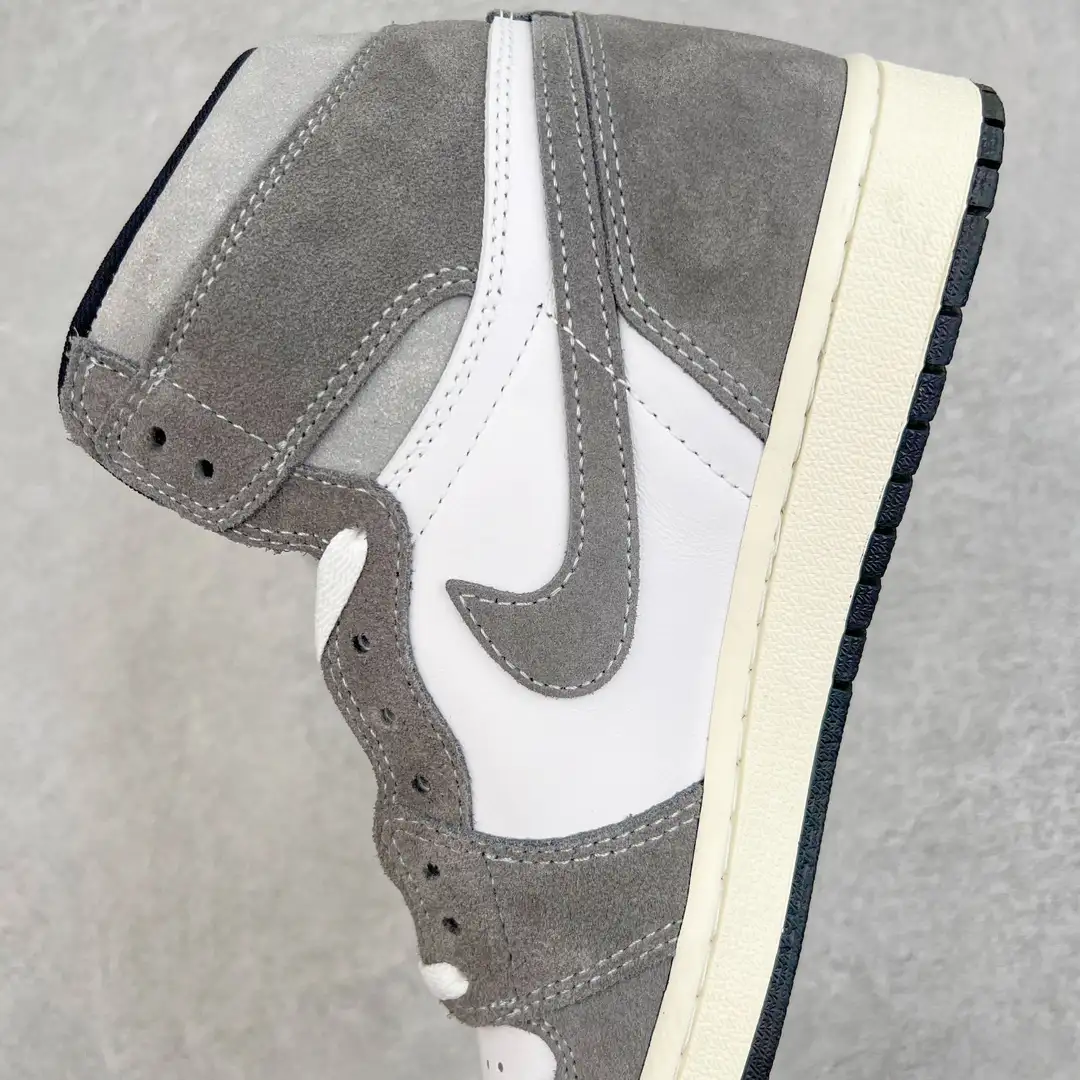 Air Jordan - Image 3