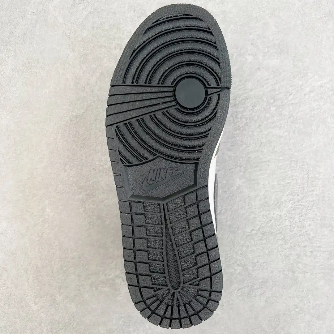 Air Jordan - Image 9