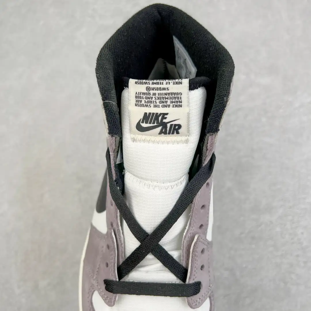 Air Jordan - Image 2