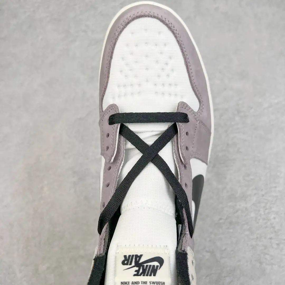 Air Jordan - Image 3