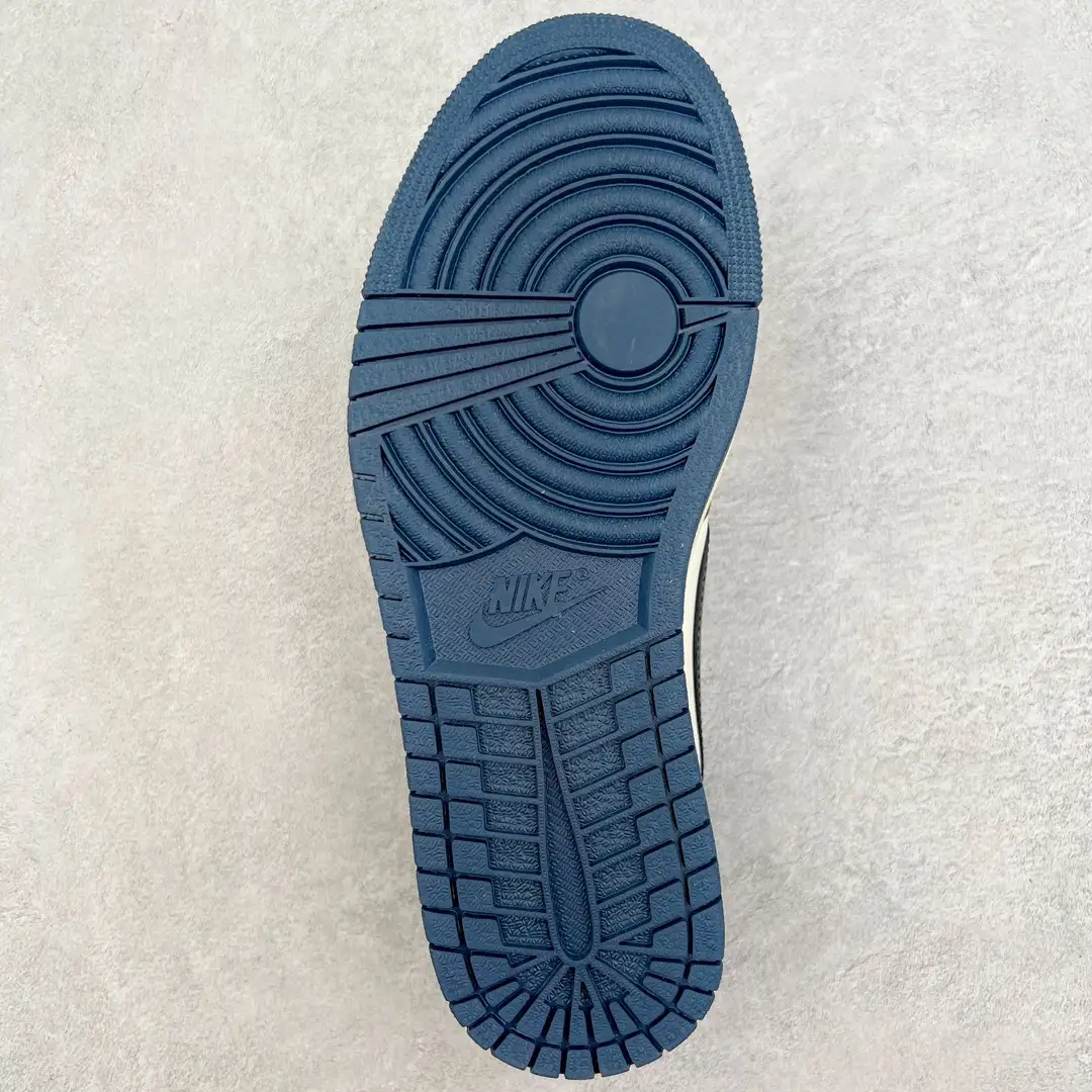 Air Jordan - Image 9