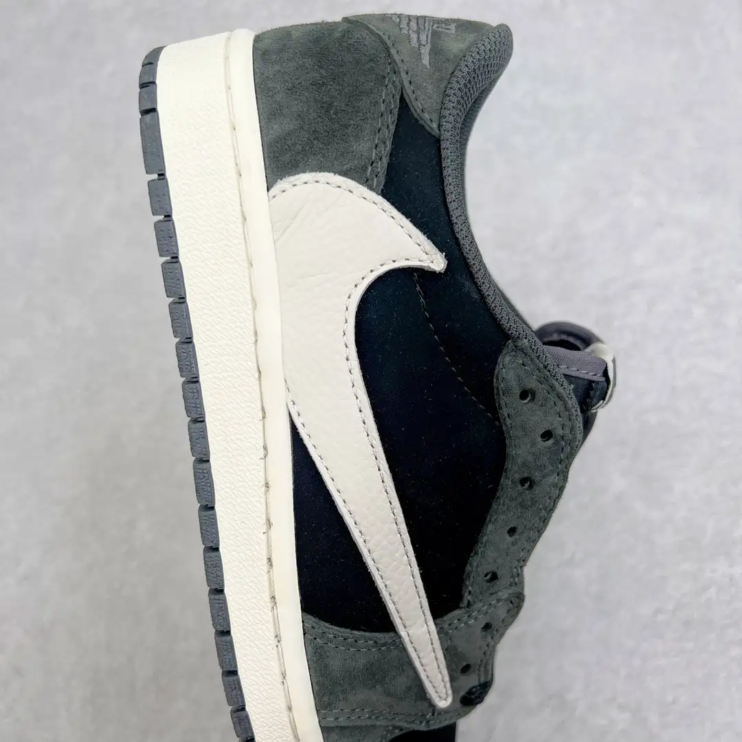 Air Jordan - Image 4
