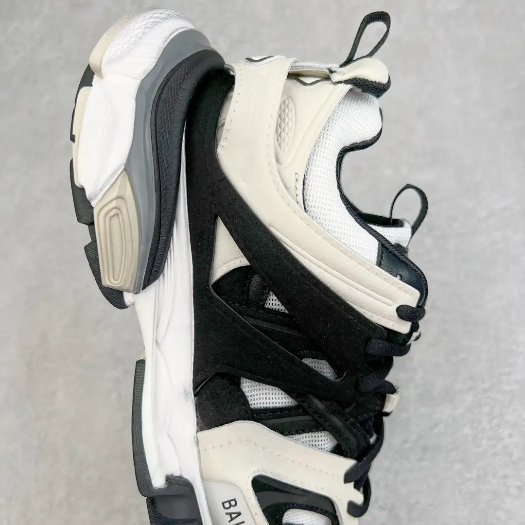Balenciaga Track Sneakers - Image 9