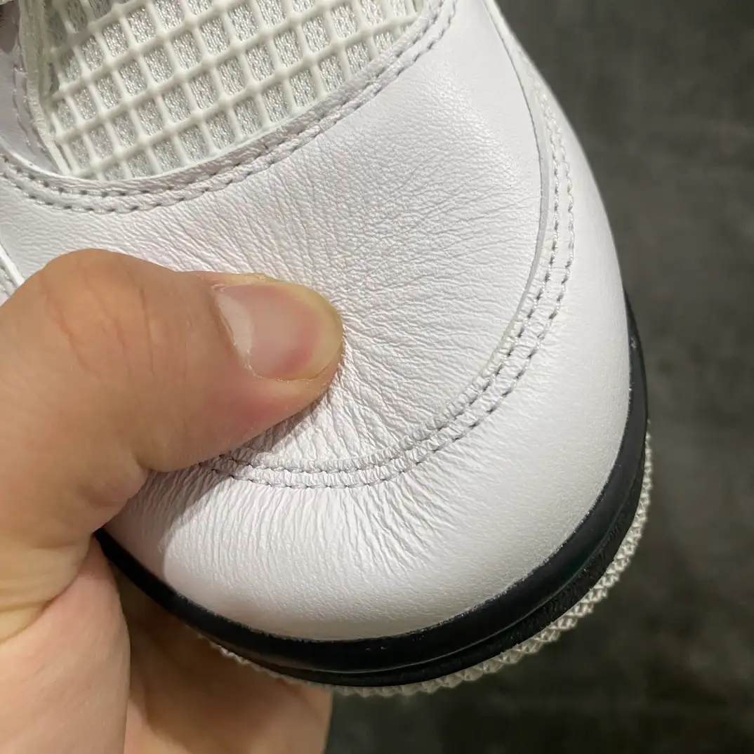 Air Jordan - Image 4