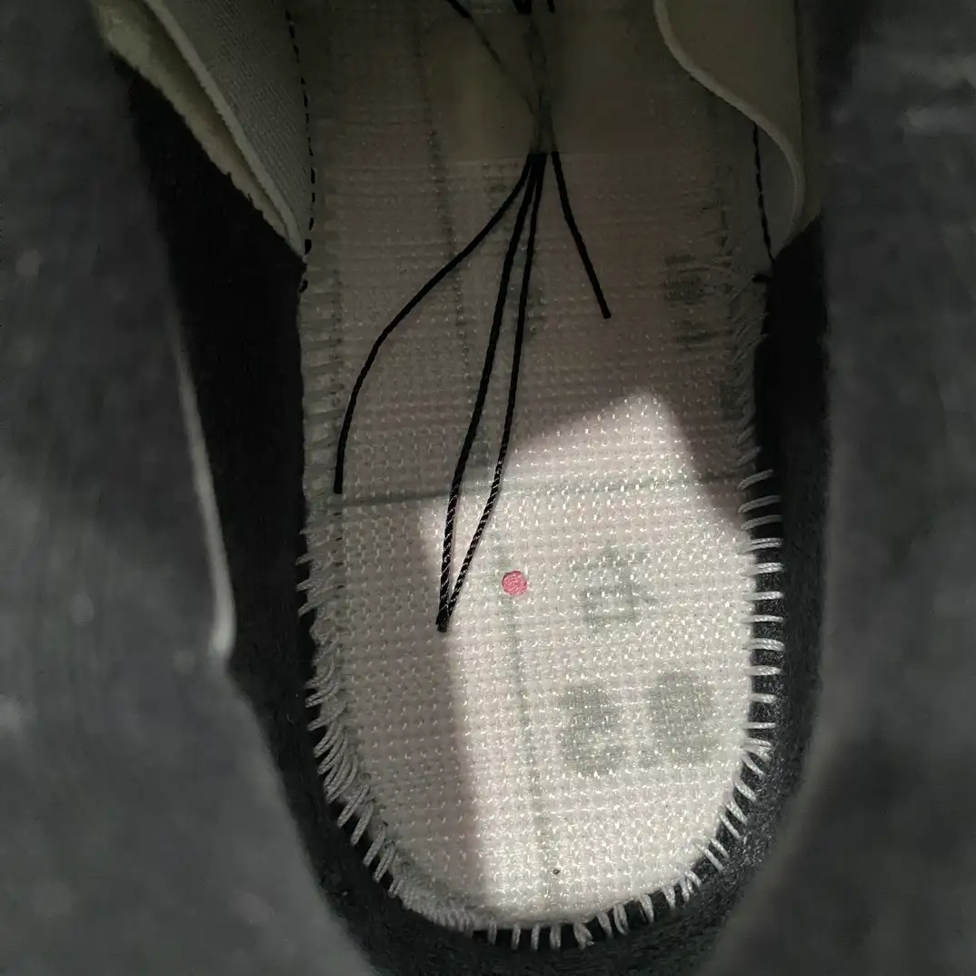 Air Jordan - Image 7