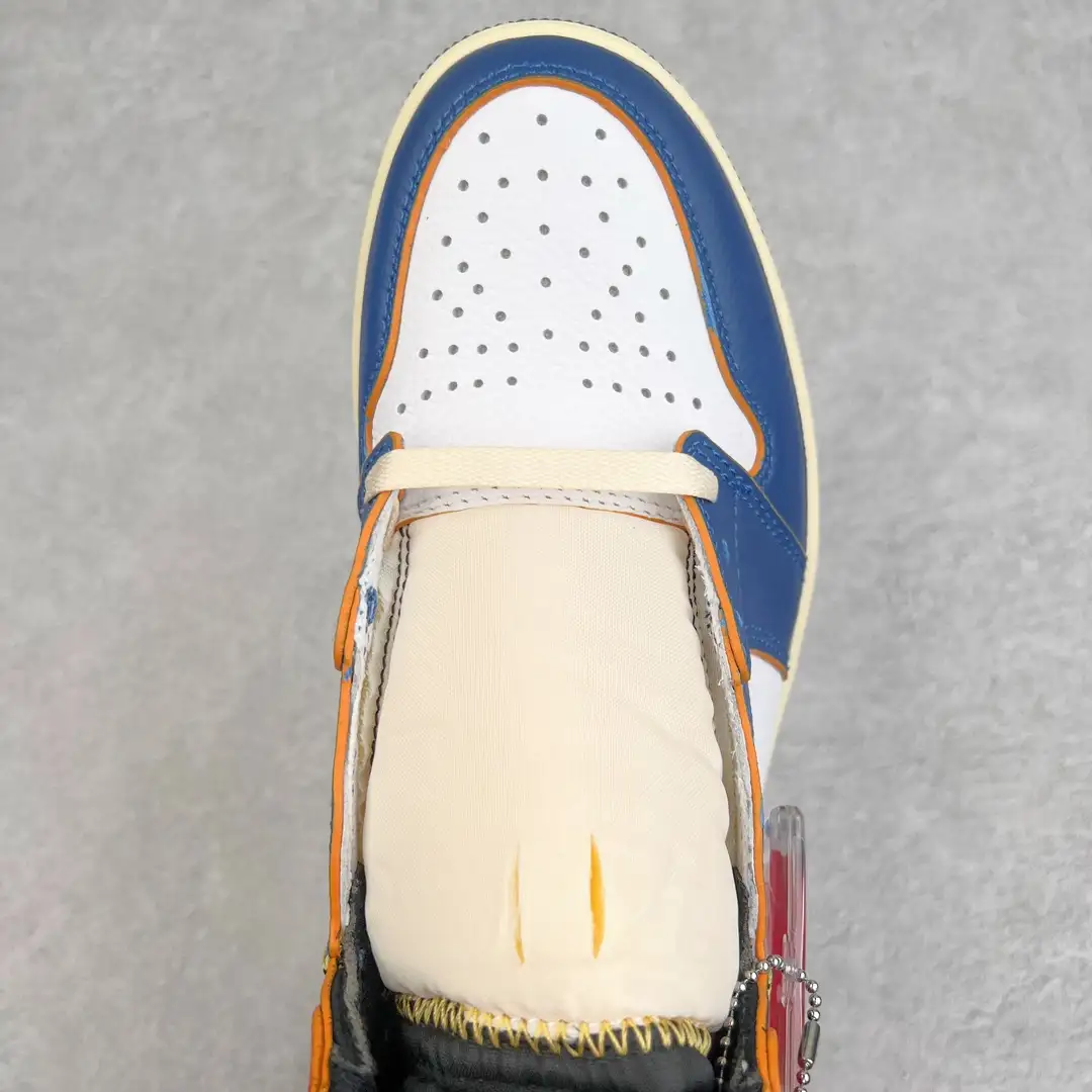Air Jordan - Image 3
