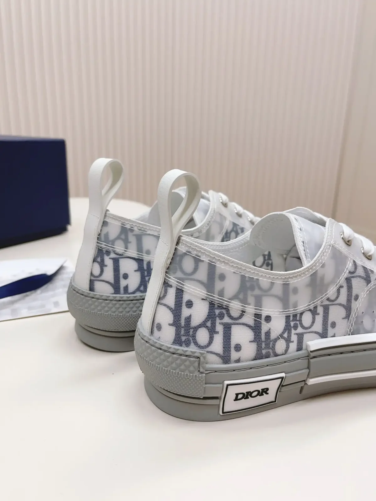 Dior B23 - Image 2