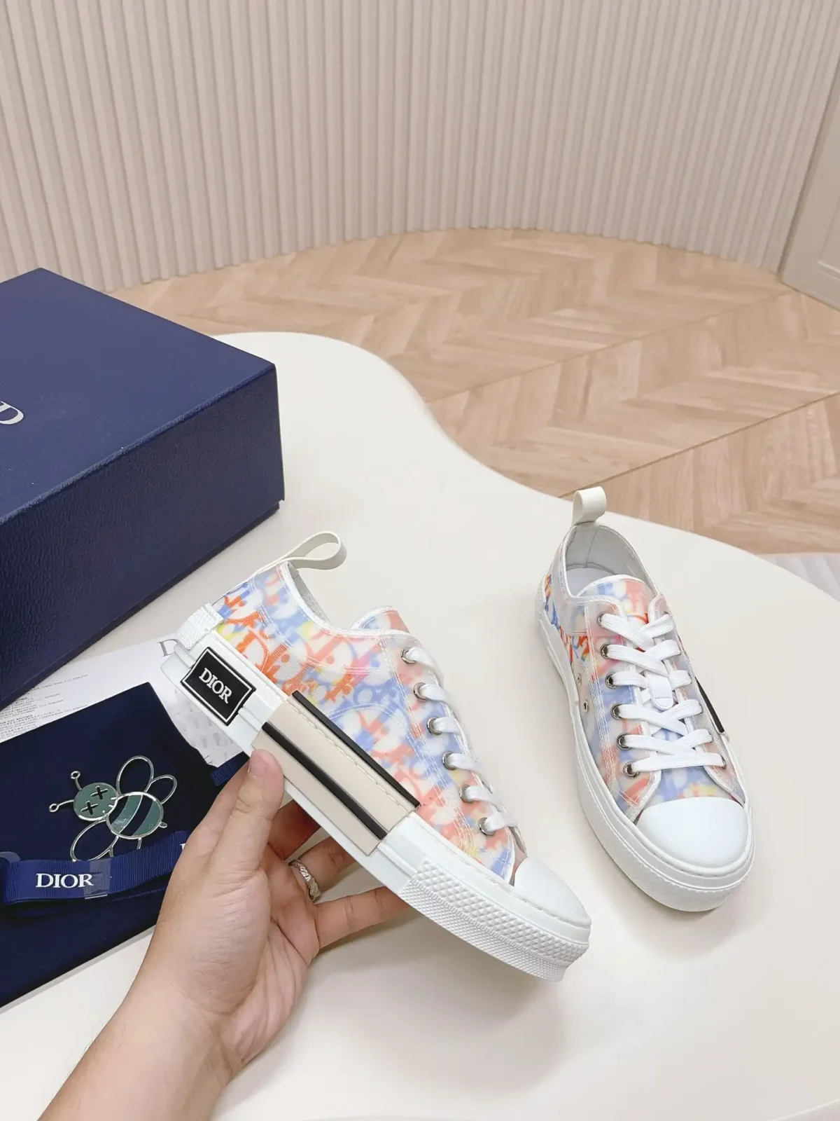 Dior B23 - Image 1