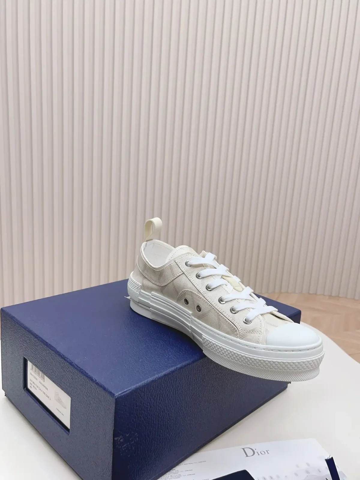 Dior B23 - Image 4