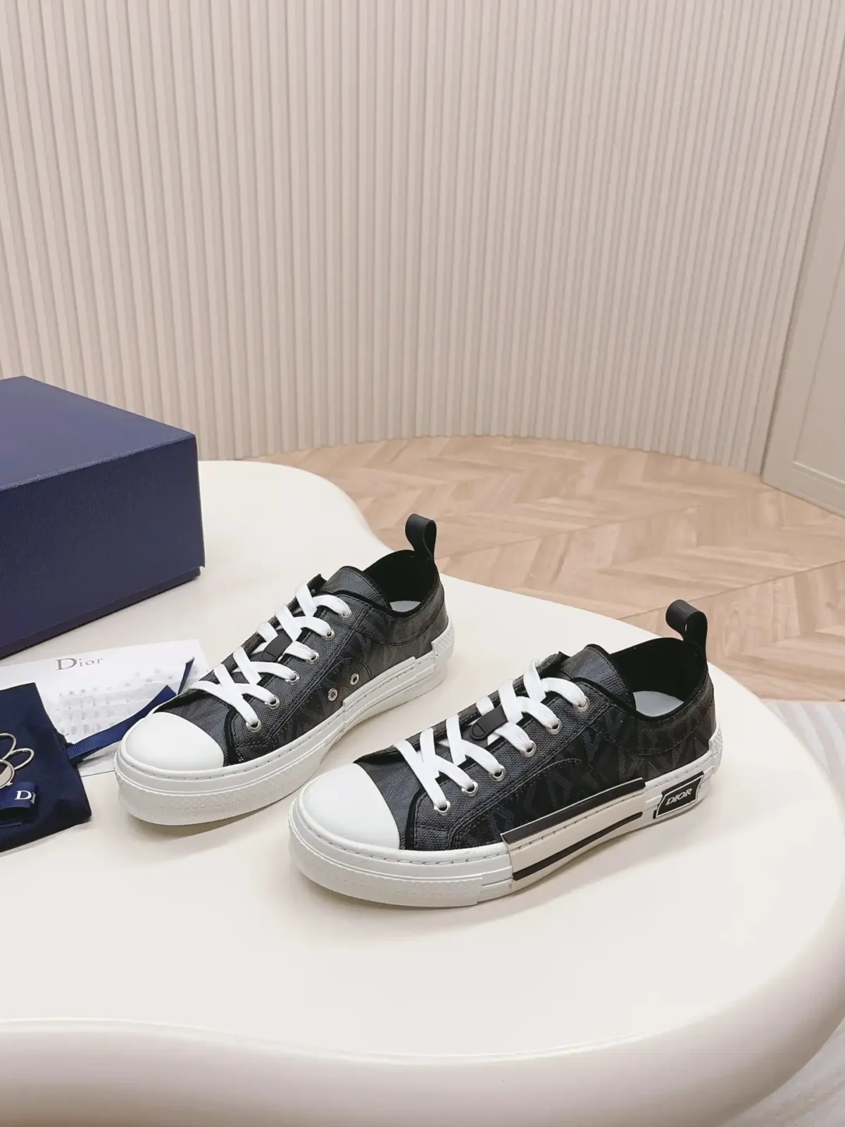 Dior B23 - Image 6