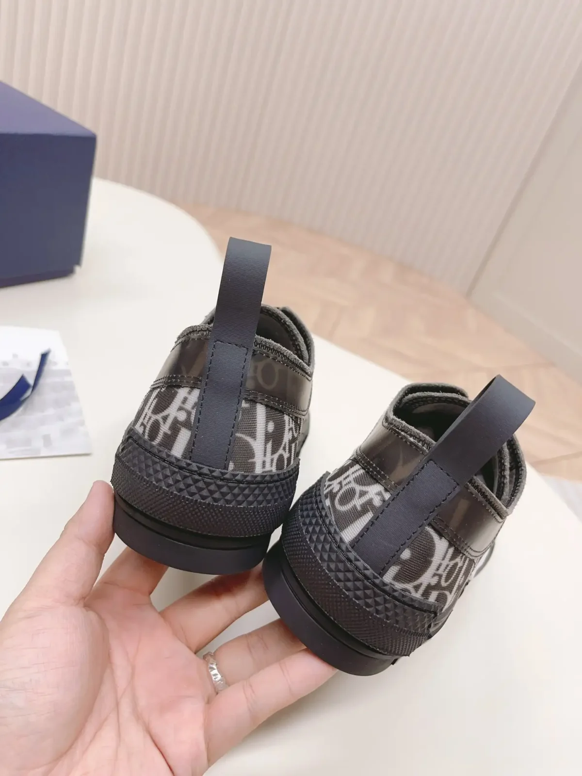 Dior B23 - Image 8