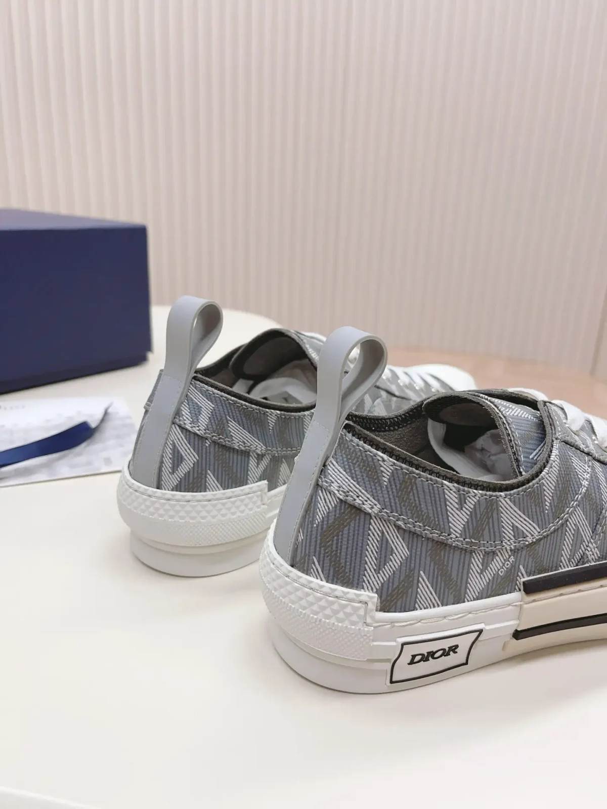 Dior B23 - Image 4