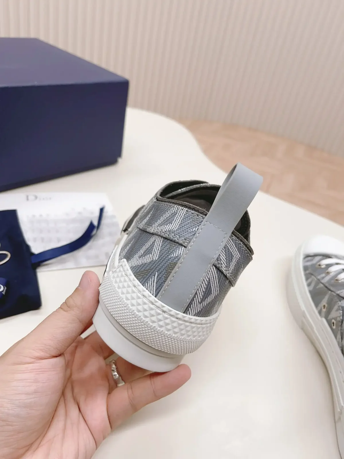 Dior B23 - Image 7
