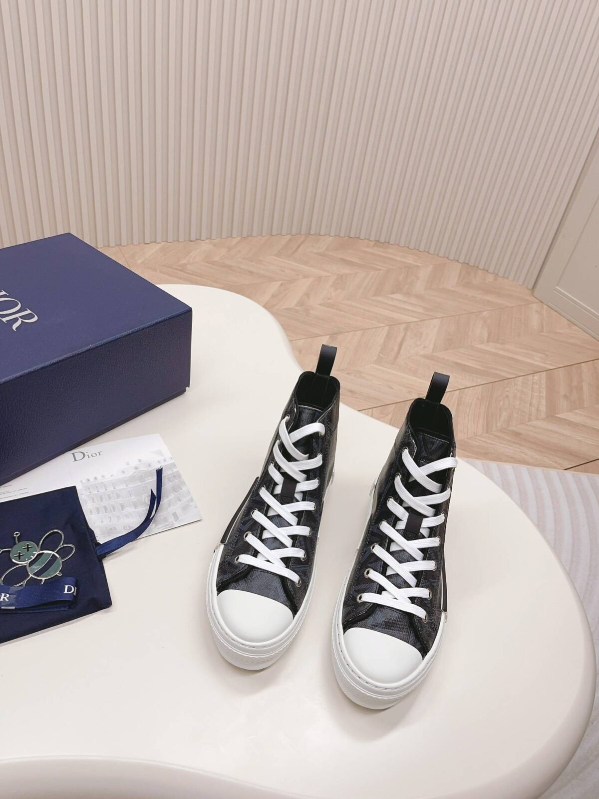 Dior B23 - Image 2