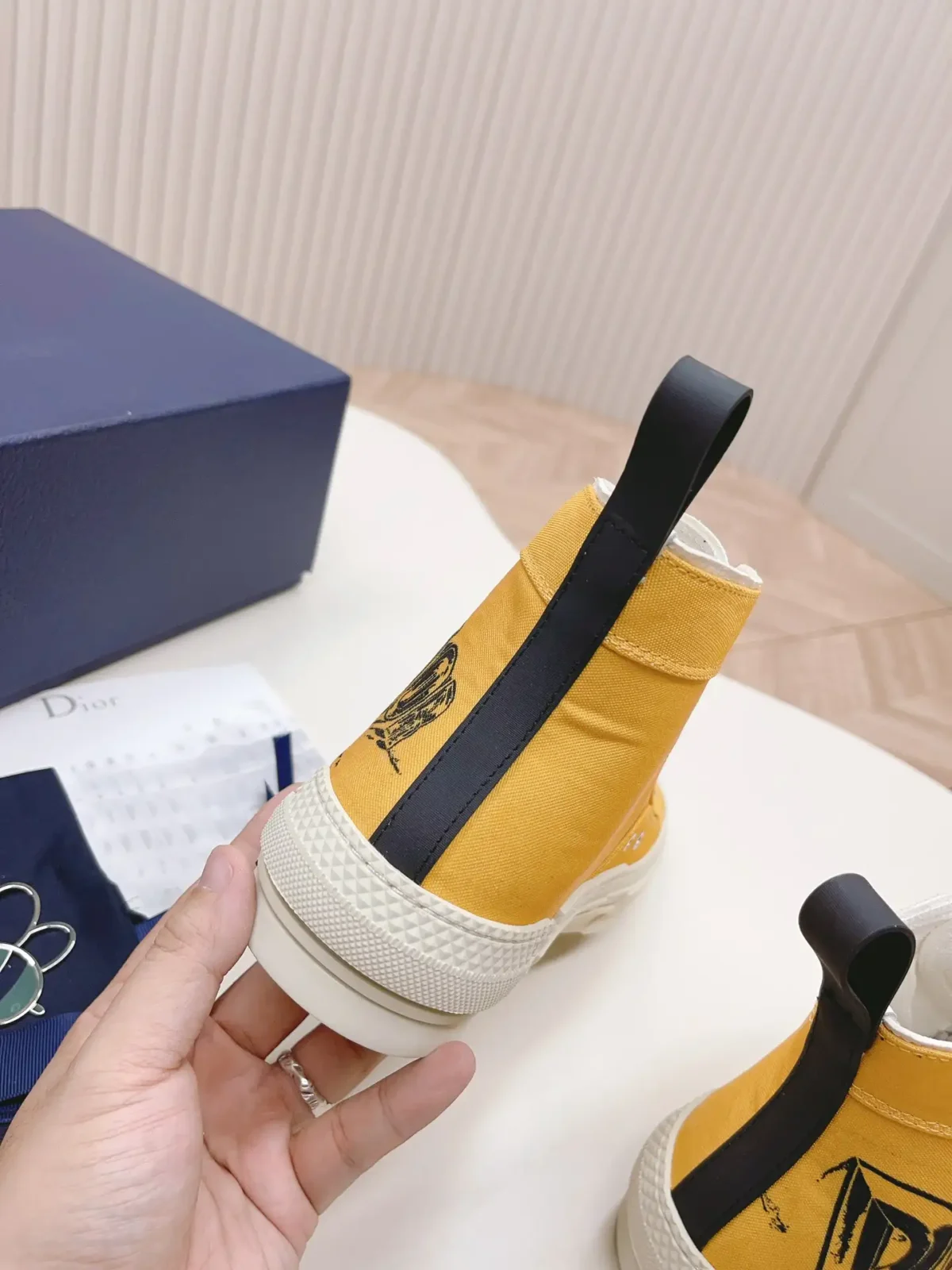 Dior B23 - Image 9