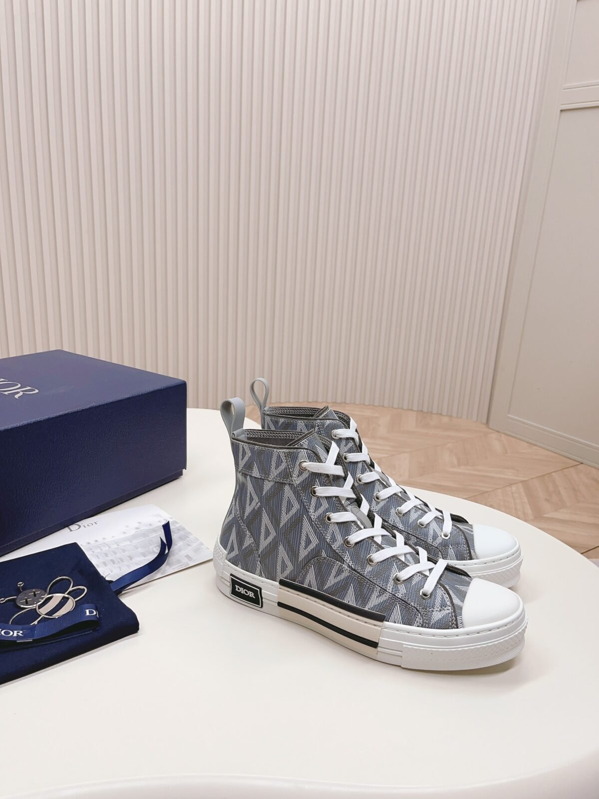 Dior B23 - Image 8