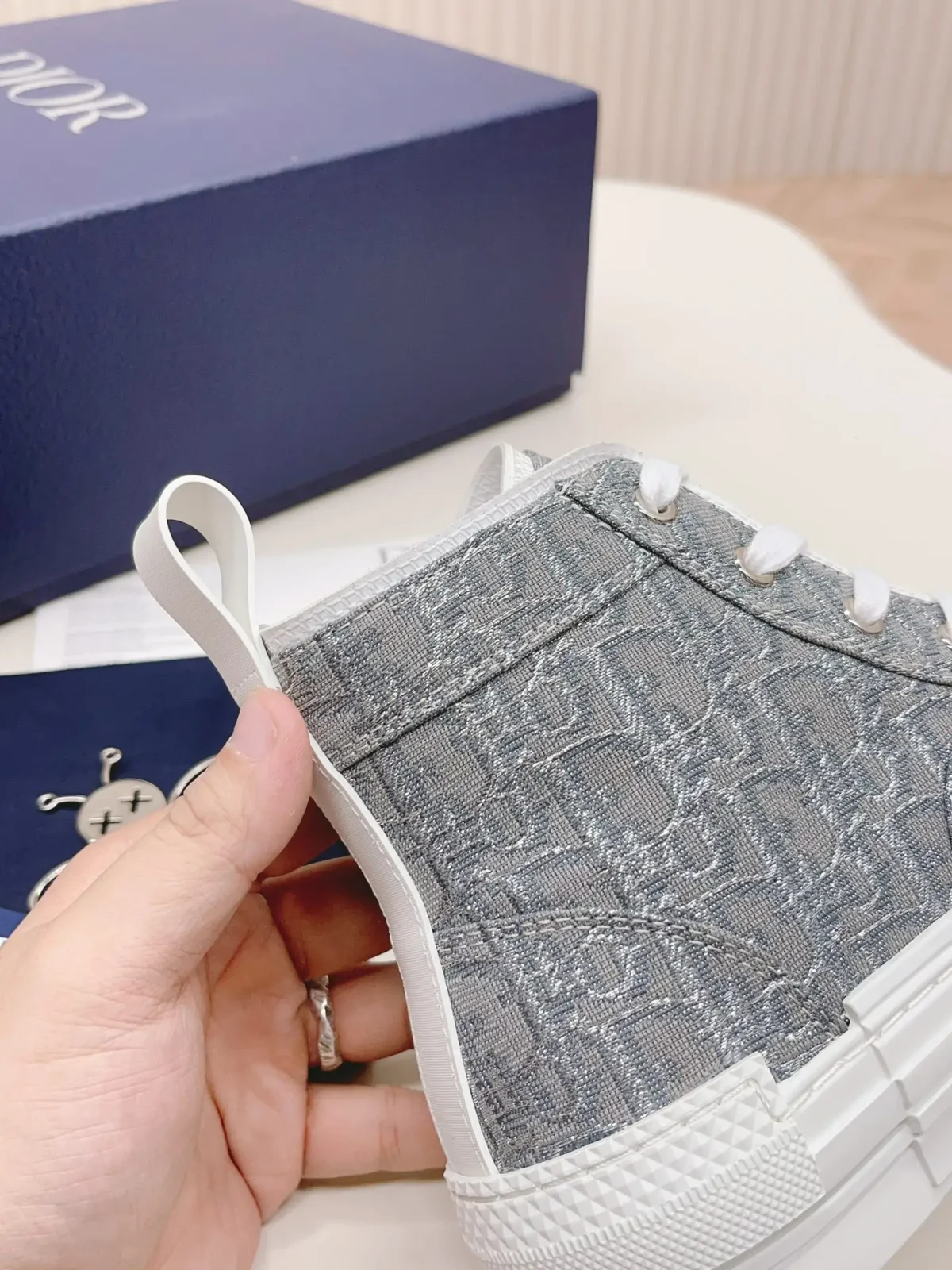 Dior B23 - Image 3