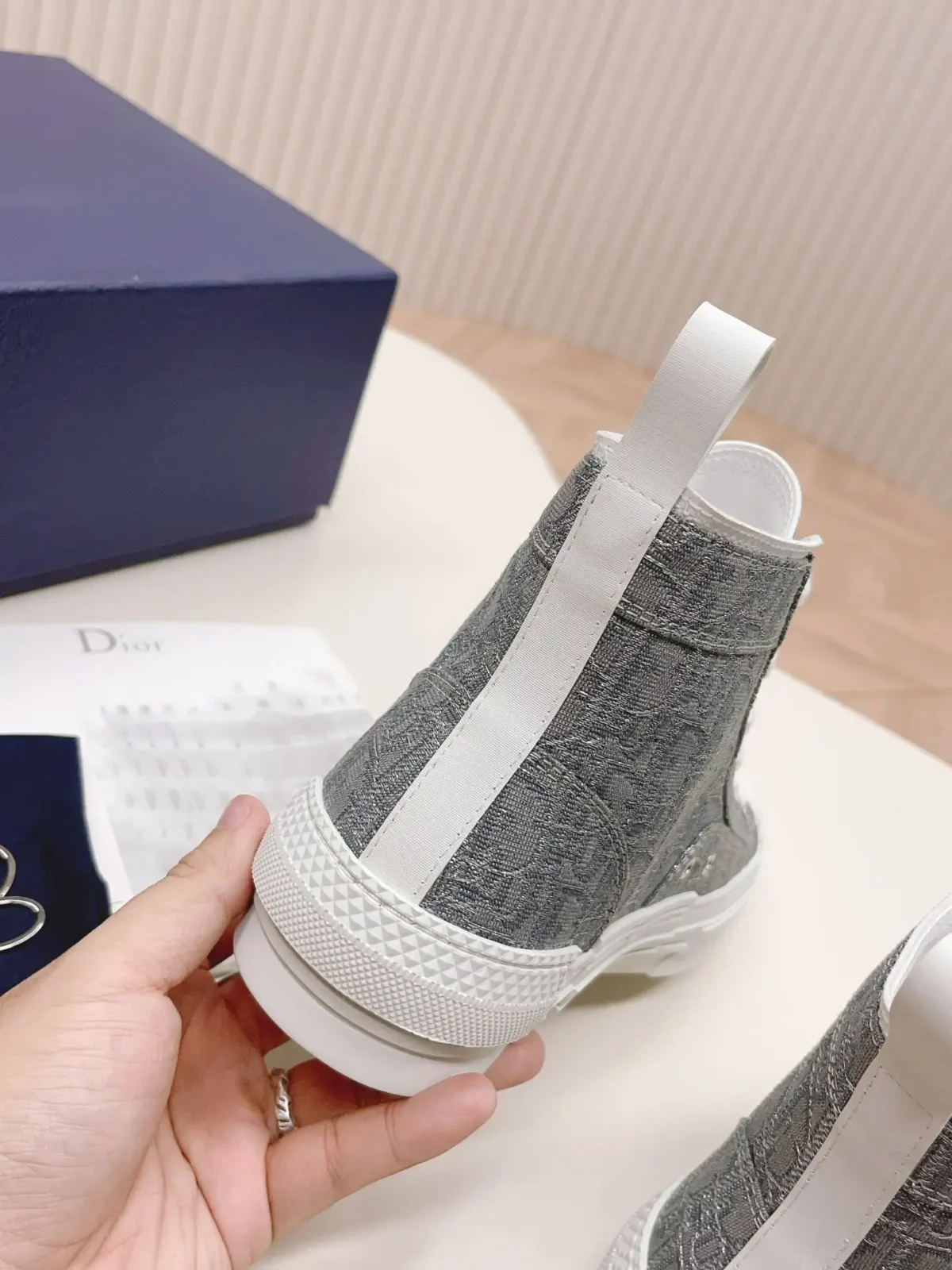 Dior B23 - Image 9