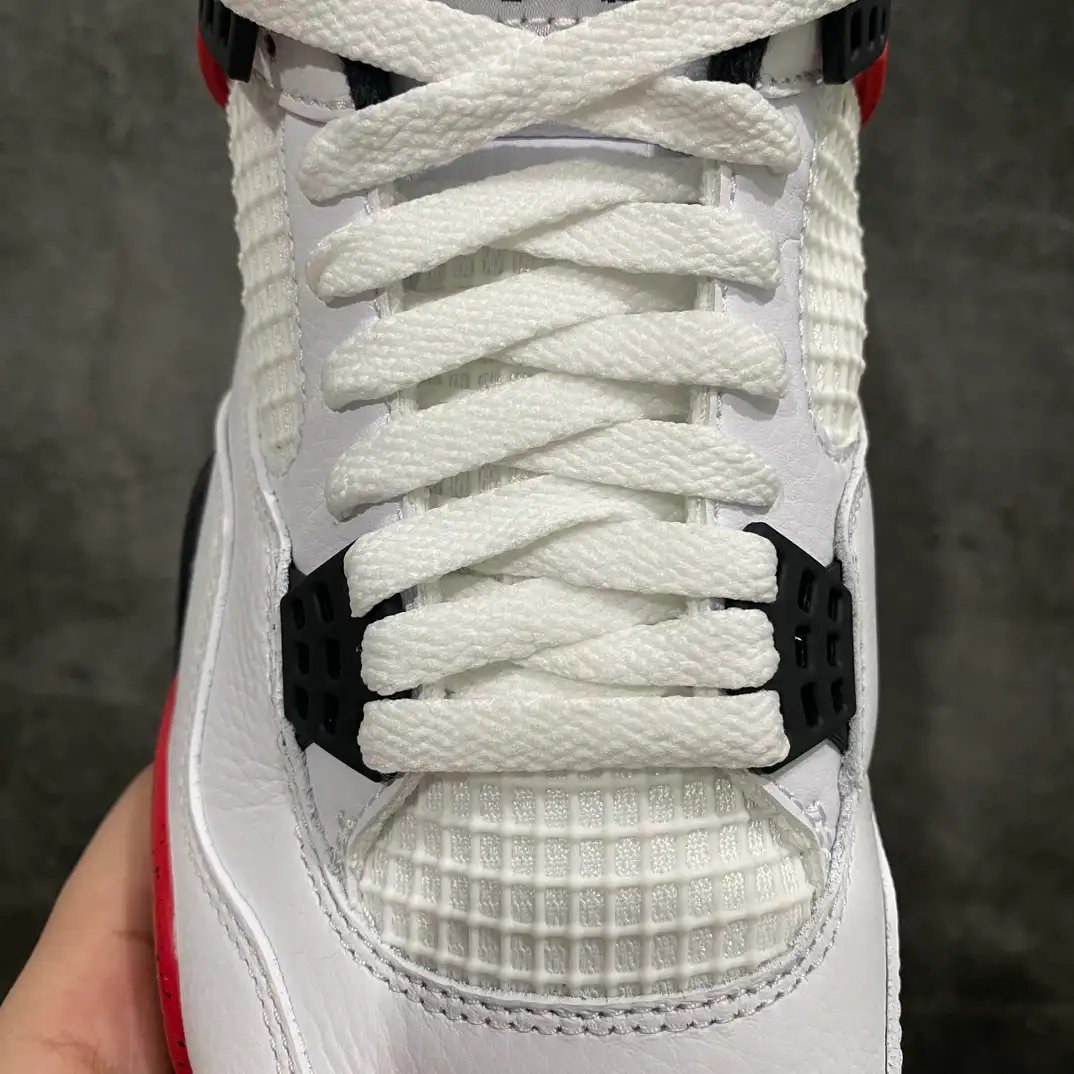 Air Jordan - Image 3