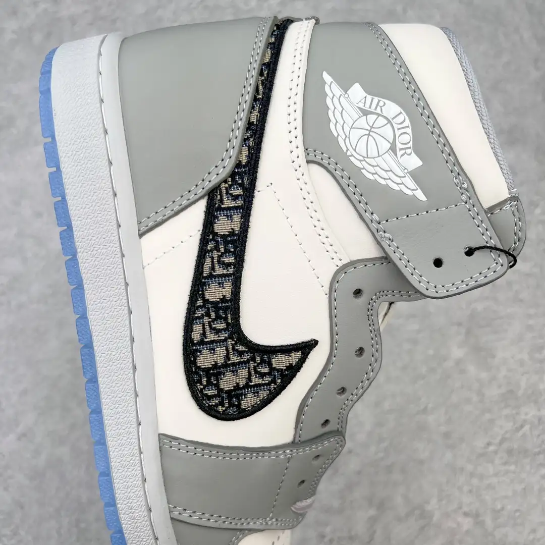 Air Jordan - Image 2