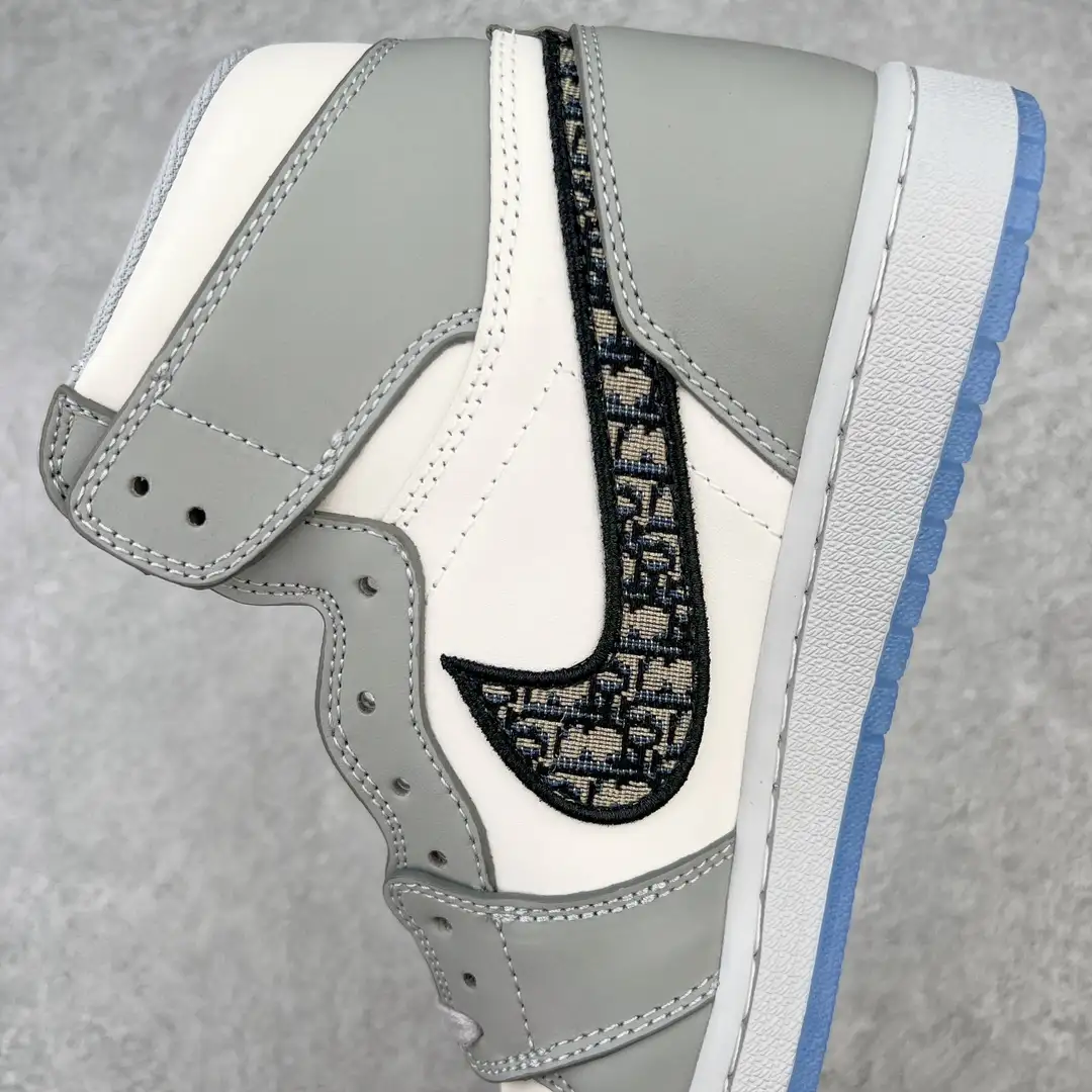 Air Jordan - Image 4